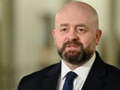 Rządowe komunikaty nie trzymają się rzeczywistości