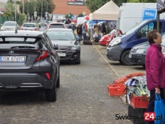 „Kiedyś dojdzie do tragedii”. Wolna amerykanka wokół świdnickiego targowiska [FOTO]