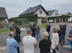 Mieszkańcy ulicy Zalipie: „Czujemy się zlekceważeni”. „Chcemy minimum – nakładki asfaltowej”.