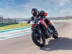 Grupa Piaggio otwiera drzwi do świata włoskiej motoryzacji w Bydgoszczy