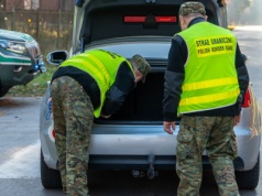 Straż Graniczna zabezpieczyła ponad 4,7 tys. paczek nielegalnych papierosów