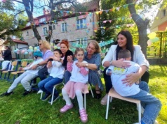 Za nimi wyjątkowe dziesięć lat [ Społeczeństwo ]