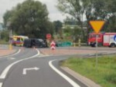 Wypadek w Świebodzinie na DK92. Są poszkodowani. Droga zablokowana