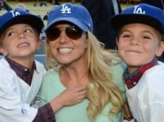 Siostrzenica Britney Spears pokazała zdjęcie jej synów. 20-letni Sean Preston i 19-letni Jayden James wyrośli na młodych mężczyzn