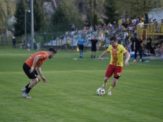 Derby w Kielcach, ale punkty pojechały do Ostrowca