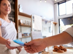 Korzystasz z karty bankowej? Lepiej to wiedzieć