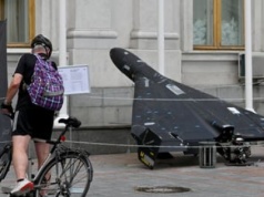 Jak się obronić przed setkami dronów? Łatwo nie będzie