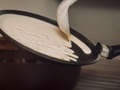 To najlepsza mąka do naleśników. Po tortowej nigdy nie wyjdą tak puszyste