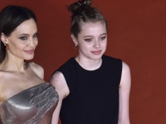 Córka Angeliny Jolie pokazała się publicznie z dziewczyną. Przeszła wielką metamorfozę