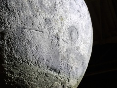 Księżyc stale oddala się od Ziemi. Ma to wpływ na życie na naszej planecie