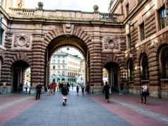 Rząd uruchamia 220 mld SEK na nowe reaktory