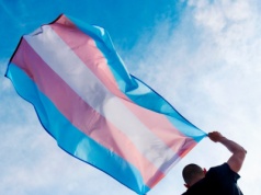 Przeprowadza operacje korekty płci: Moi pacjenci są ogromnie zdeterminowani, niektórzy latami oszczędzają na taką operację