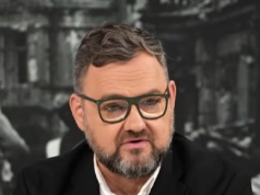 Sikorski i reparacje. Biedroń: Potworne zakompleksienie