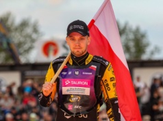 Żużel. Groźny upadek Szymona Woźniaka. Zawodnik zabrał głos ws. stanu zdrowia