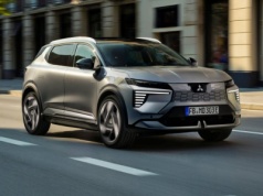 Nowe Mitsubishi Eclipse Cross – teraz to elektryk na bazie Renault Scenica