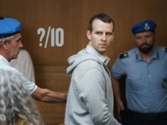 Obejrzałam zagraniczny kryminał z udziałem polskiego aktora. Nietypowa produkcja