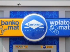 Wpłacasz pieniądze na konto? Oto dlaczego bank może zablokować środki i powiadomić służby