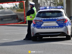 Nagle wyskoczył do kierowcy. Wszystko nagrała kamera