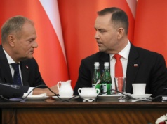 A gdyby tak podzielić między sobą ambasady? Zakulisowa oferta Nawrockiego dla Tuska