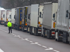 Tusk chciał dopiec Białorusi. W efekcie uwięził 1300 polskich tirów