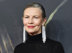 Lidia Popiel w efektownej stylizacji na premierze filmu. Fotografka połączyła minimalizm z nutą awangardy