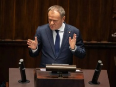 Wódz czerwonych niedobitków. Witold Gadowski pyta: Kto za Tuska?