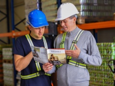 „Koniec wojen, czy to możliwe?” Zaproszenie na wykład – FOTO