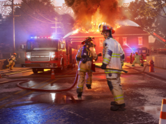 Firefighting Simulator: Ignite - recenzja gry. Symulator strażaka, czy symulator z kosza?