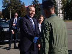 Prezydent Nawrocki przybył do USA. W planie wizyty są m.in. spotkania z Polonią i wy…