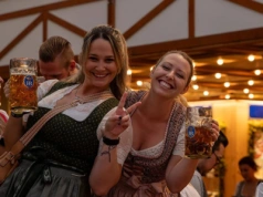 Najczęstsze błędy na Oktoberfest. Ten może skończyć się nawet wyrzuceniem z namiotu