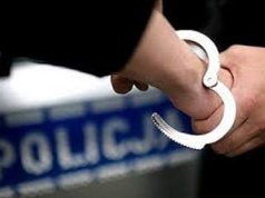 Areszt za znęcanie nad matką