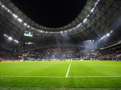 Ligowy klasyk przełożony. Służby alarmują przed ulewą