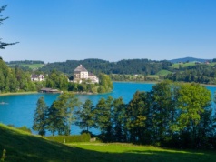 Czystsze niż Mazury, spokojniejsze niż Chorwacja. To jezioro zachwyca