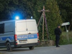 Poszedł na grzyby, znalazł drona. "Nie miał zastosowania militarnego"