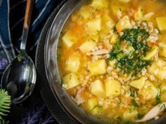 Jesienią gotuję częściej niż rosół. Polska zupa z tym trikiem zyska 2x więcej smaku