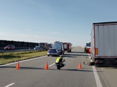 Tragedia na autostradzie A1 pod Włocławkiem. Zmieniał koło i doszło do tragedii