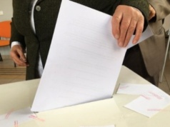 Nieprawidłowości w głosowaniu na KBO? Masowy wzrost w lokalach stacjonarnych