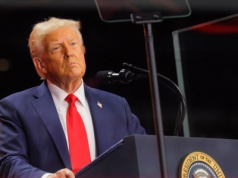 Donald Trump upamiętnił Charliego Kirka. Z ust prezydenta padła deklaracja