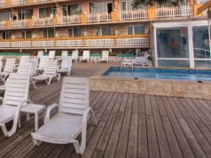 Polacy zaatakowani w hotelu w Bułgarii. "Nagle podjechało ciemne auto"