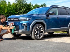 Osady i inne zanieczyszczenia na nadwoziu – jak je usuwać bez szkód