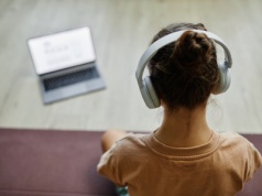 Statystyki pokazują wykluczenie, ale i gotowość. Rynek pracy przed testem neuroróżnorodności