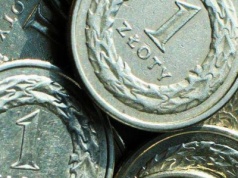 Złoty nieco umocnił się na koniec sesji
