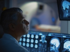 Nadzieja dla pacjentów z glejakiem? Wiemy, kto może skorzystać terapii