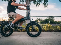 Rower elektryczny – sposób na aktywne zwiedzanie miasta