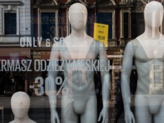 Banki kontra konsumenci. KGHM zyskuje na rajdzie srebra i przez problemy konkurencji