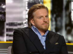 "Potworna toksyna". Szczepan Twardoch o problemach polskiej polityki