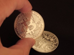 Sprzedałeś akcje, udziały lub kryptowaluty? Sprawdź, jak rozliczyć się z fiskusem