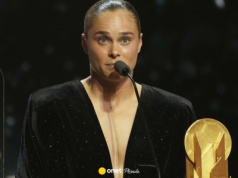 Ewa Pajor przeszła do historii, triumfując na gali Złotej Piłki. Ze sceny padły słowa o jej pochodzeniu