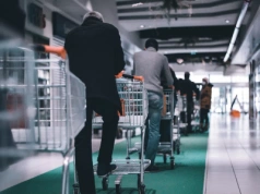 Nowe dane GUS ze sklepów. "Nie zapalają lampek ostrzegawczych"