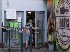 Niemal 70 proc. Polaków popiera nocne ograniczenia sprzedaży alkoholu